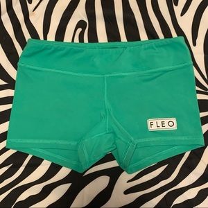 Fleo Shorts